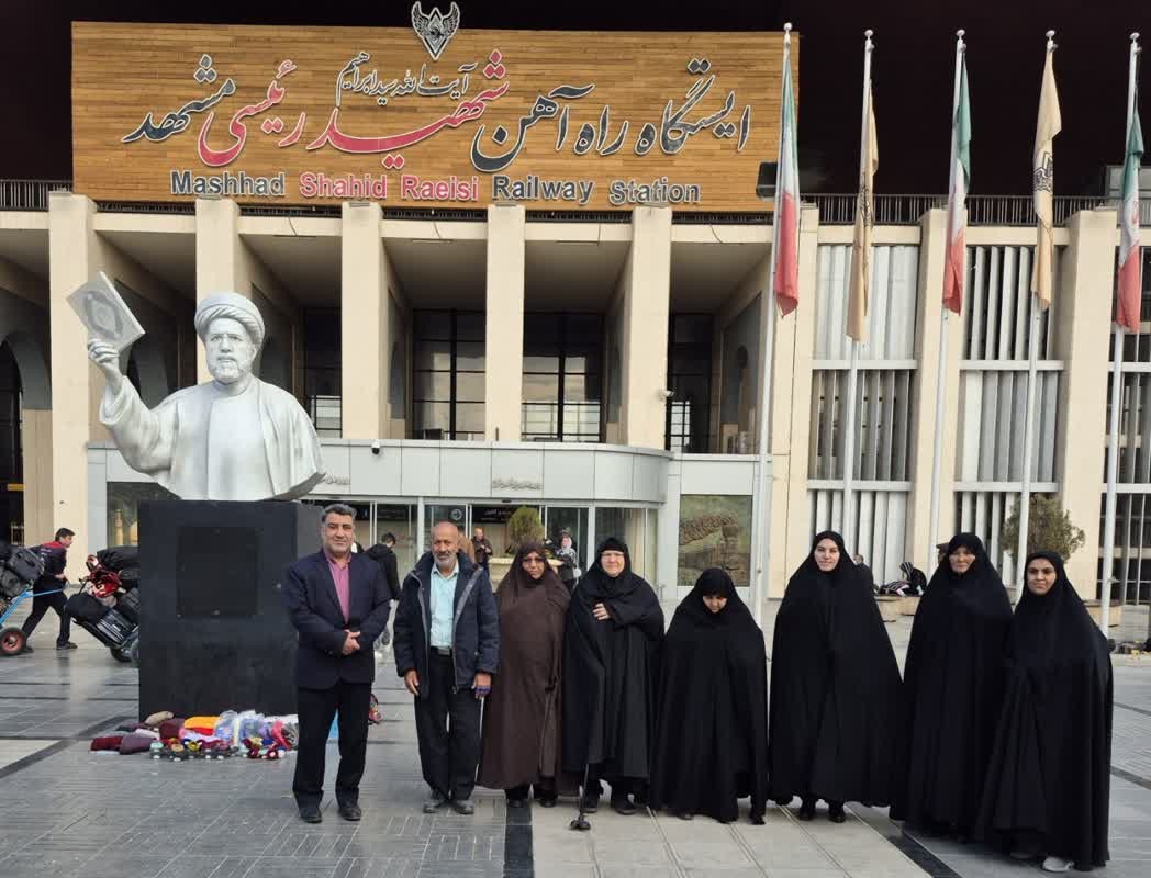 بدرقه مادران شهدای دانشجو برای اعزام به اردوی راهیان مقاومت کرمان